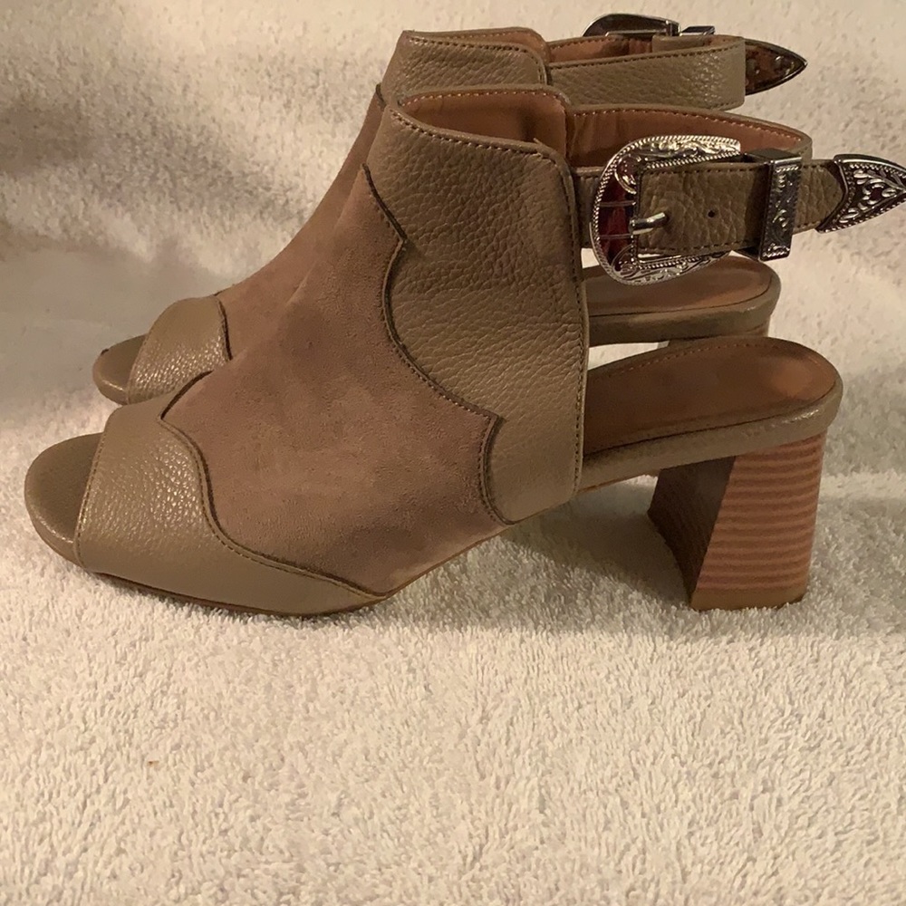 Open toe/heel bootie - Picture 12 of 13